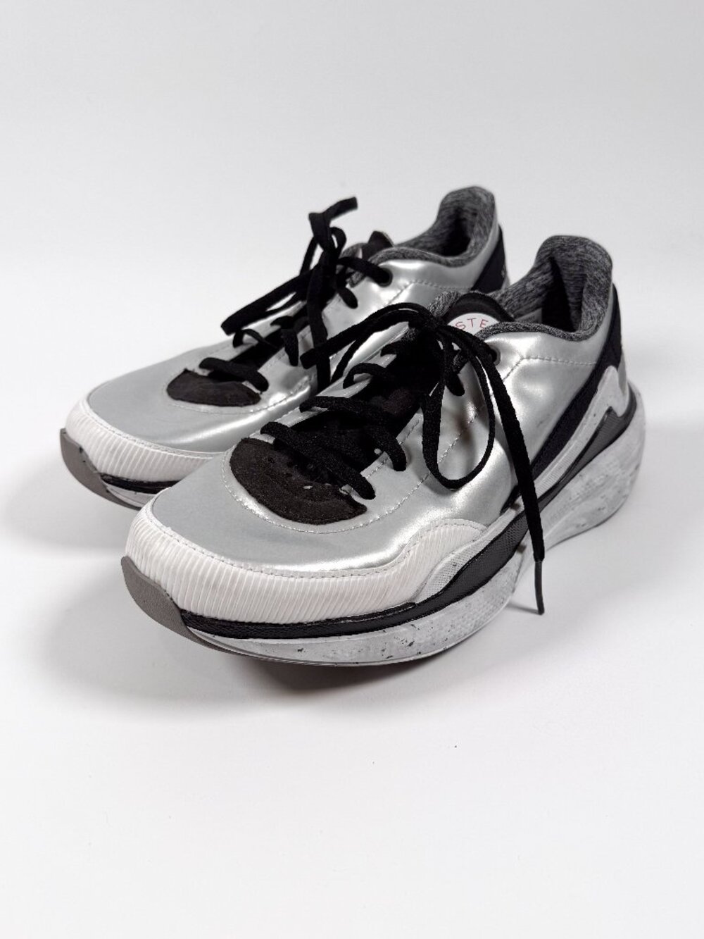 Adidas x Stella McCartney Earthlight Womens Size 5 Silver Metallic Shoes Sneaker